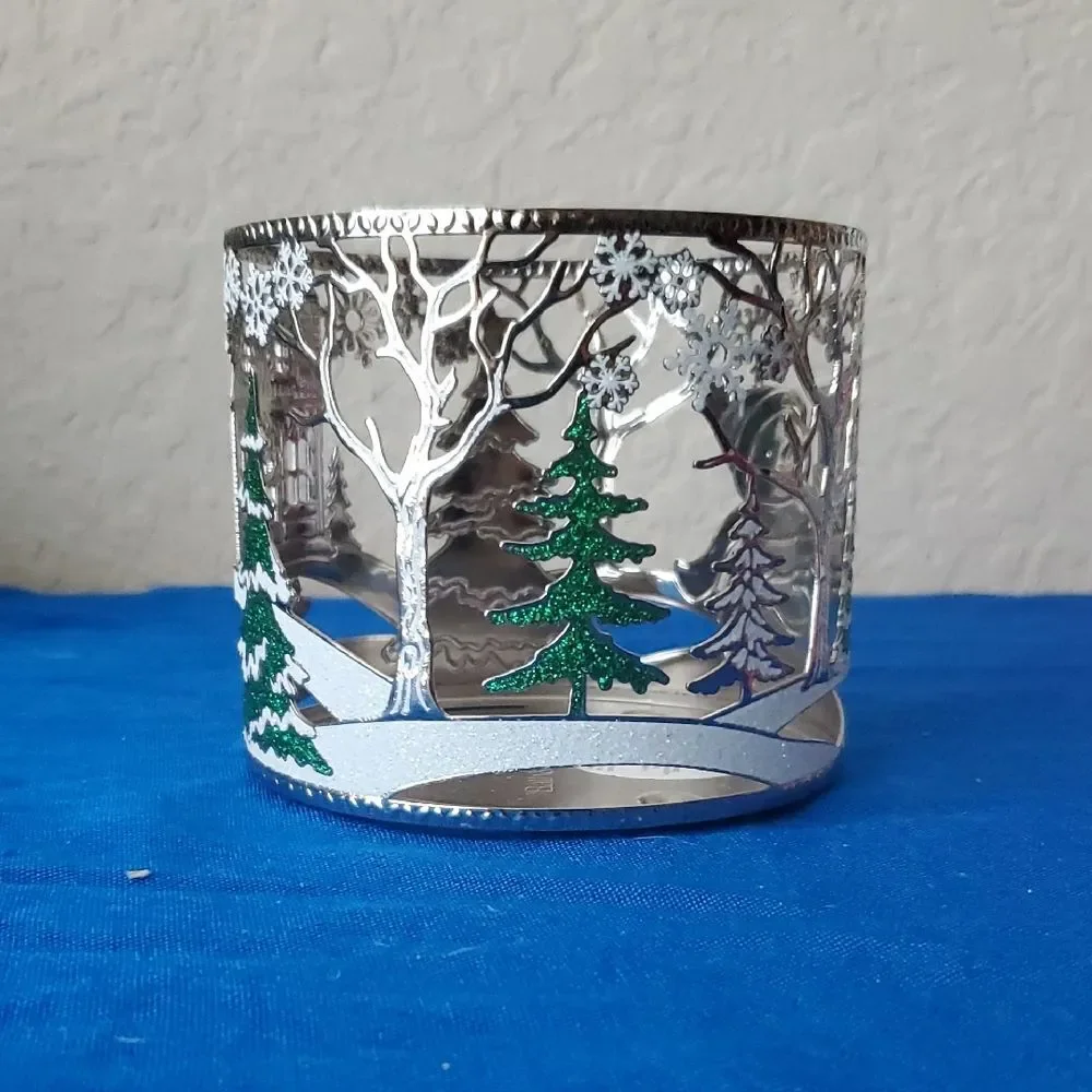 Bath & Body Works Holiday Snowman Scene 3-Wick Candle Holder Metal Sleeve Cutout